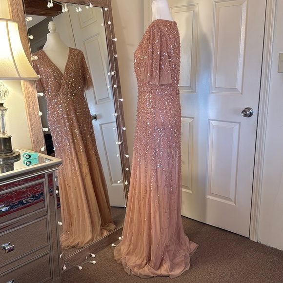 MAC DUGGAL
Embellished Flutter Sleeve Gown - Picture 10 of 17